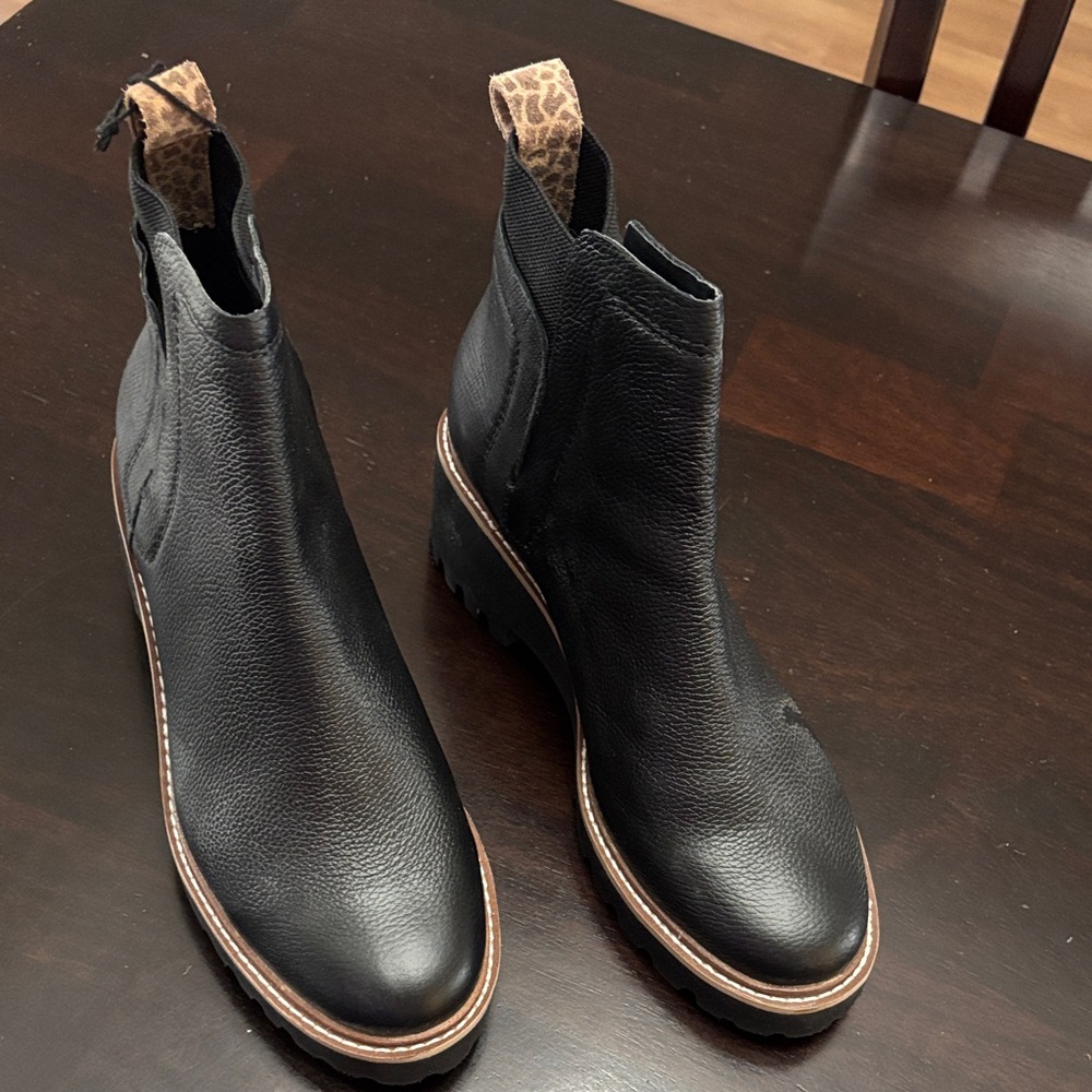 Dolce Vita Black Ankle Boots with Leopard Accent